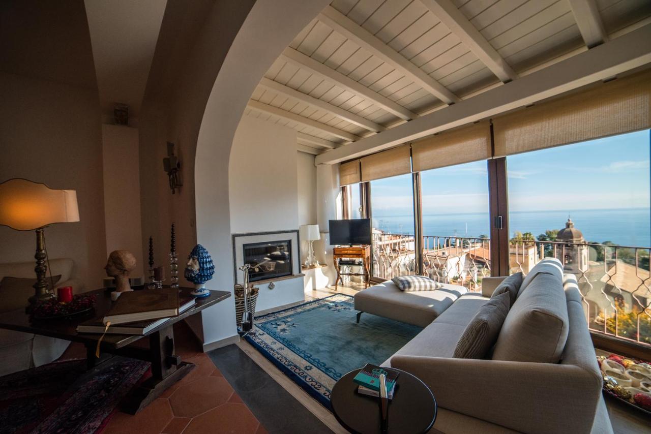 Casa Arico & Shatulle Suites Taormina Eksteriør billede